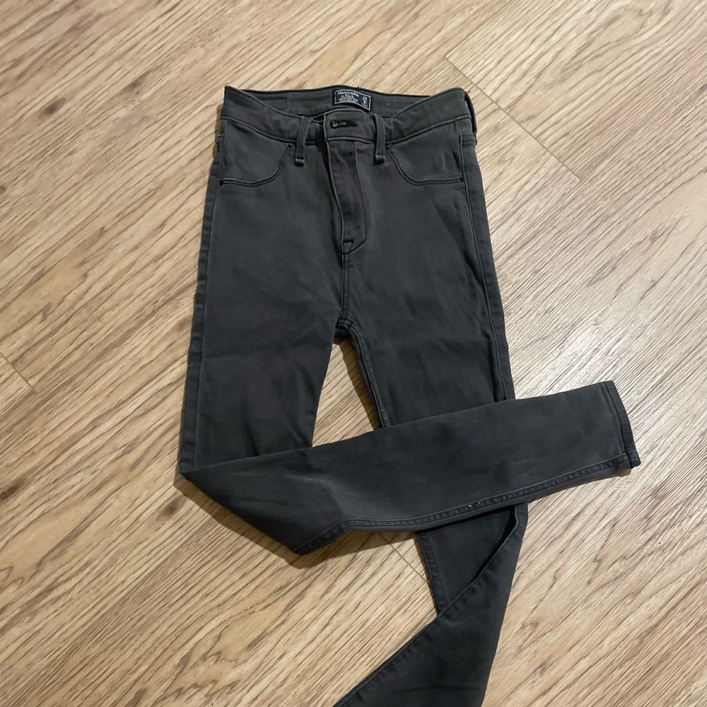 Gray high-rise jeggings